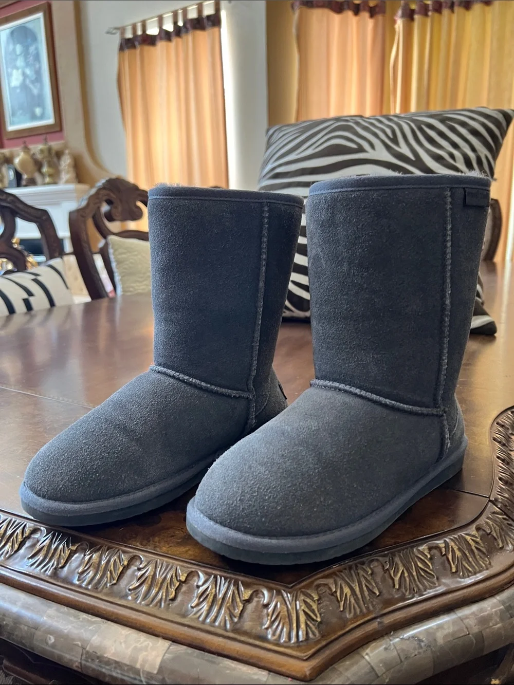 Minnetonka short boots